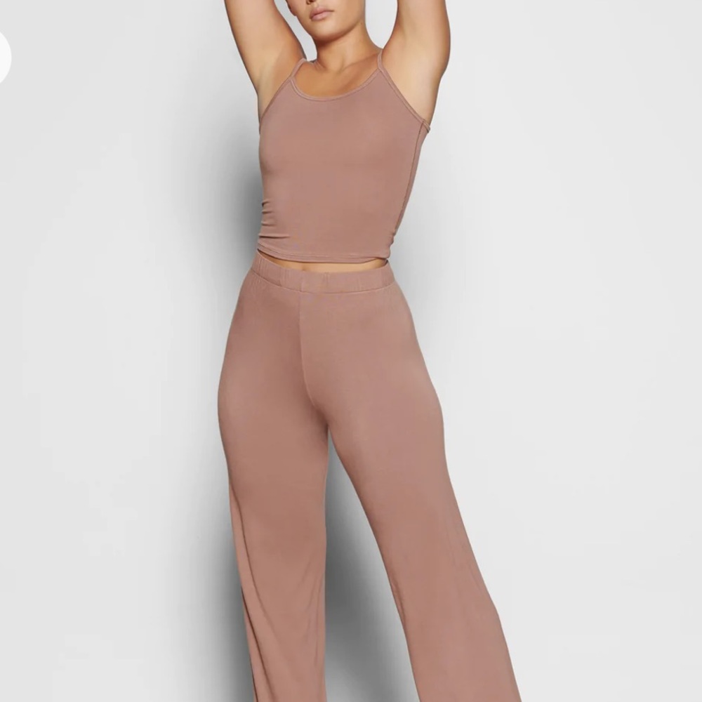 NWT Skims Lounge set